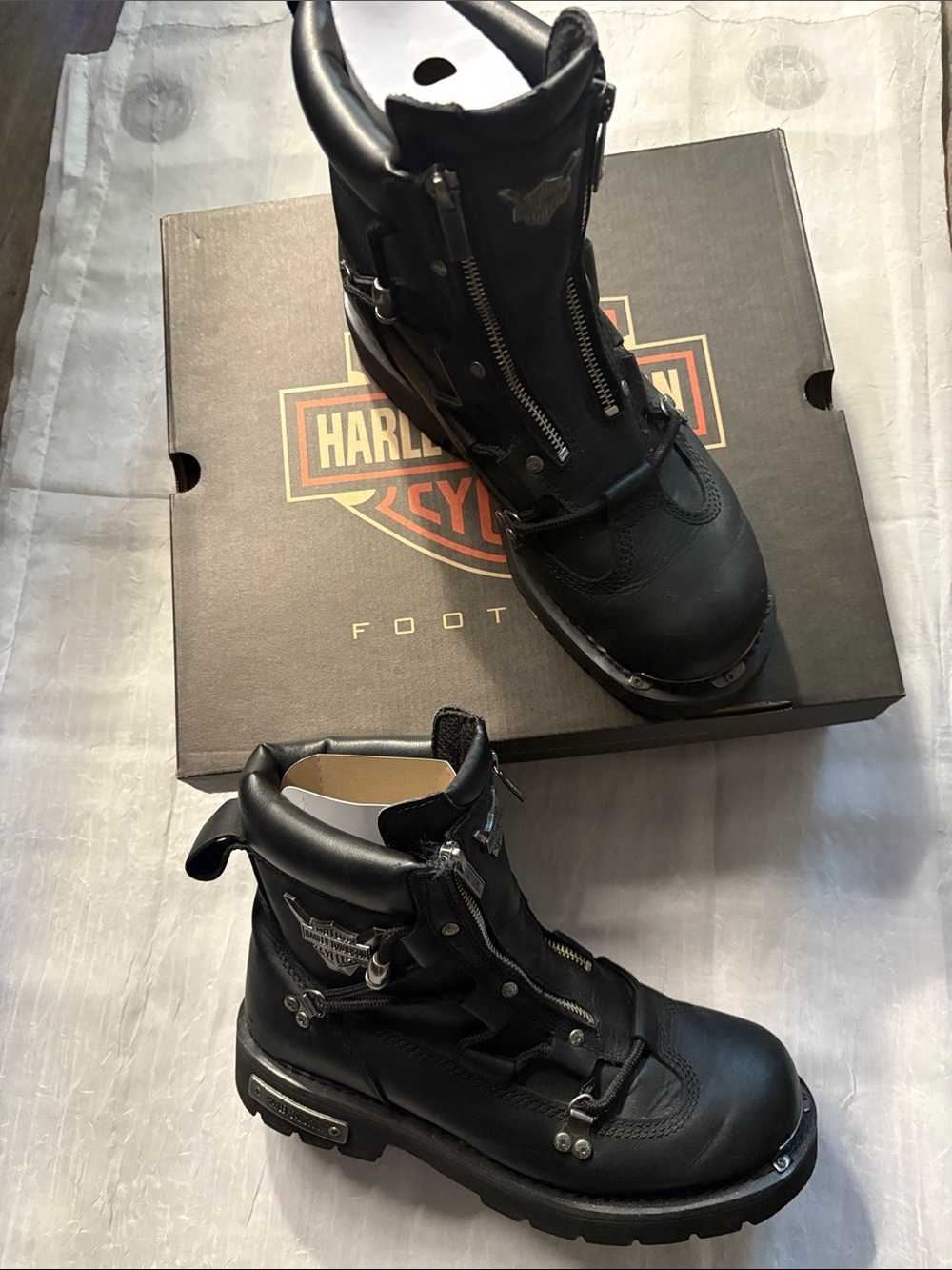 Harley-Davidson Black Leather Men's Biker Boots with Metal Accents